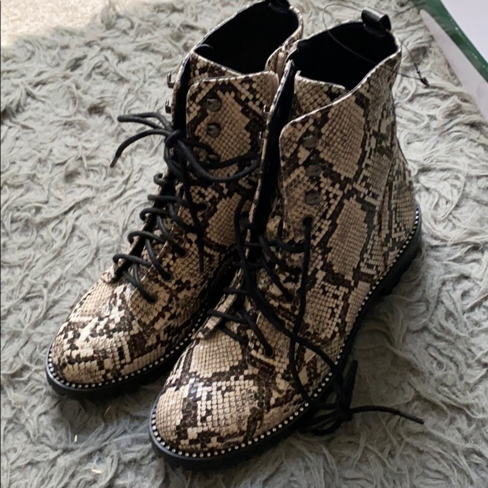 Boots - Picture 1 of 2